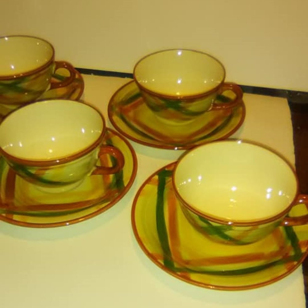 VINTAGE VERNONWARE HOMESPUN CUPS & SAUCERS SET